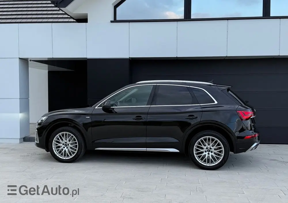 AUDI Q5 40 TDI quattro S tronic S line