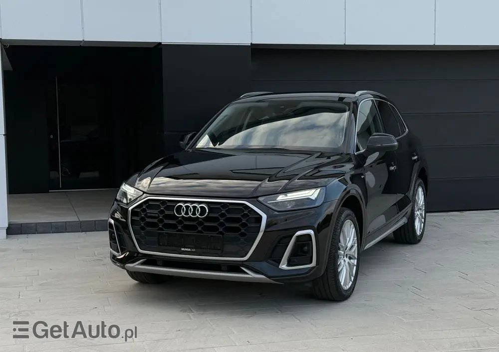 AUDI Q5 40 TDI quattro S tronic S line