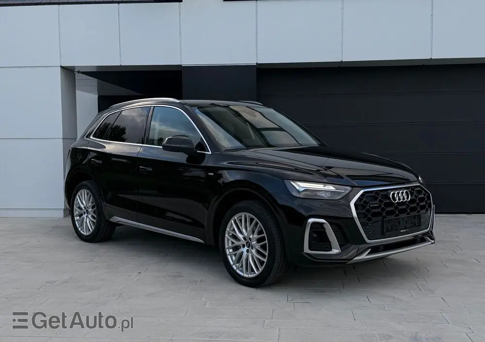 AUDI Q5 40 TDI quattro S tronic S line