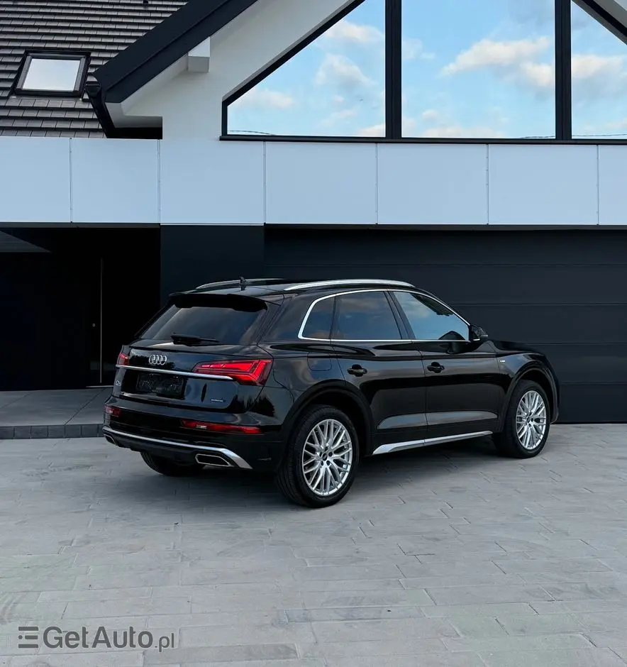 AUDI Q5 40 TDI quattro S tronic S line