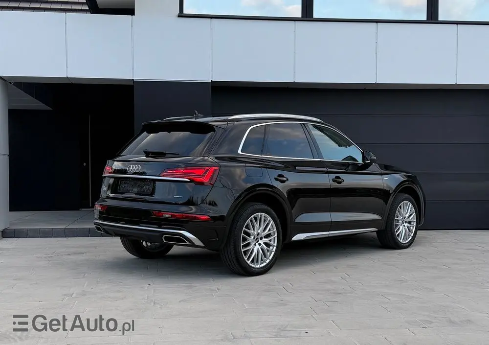 AUDI Q5 40 TDI quattro S tronic S line