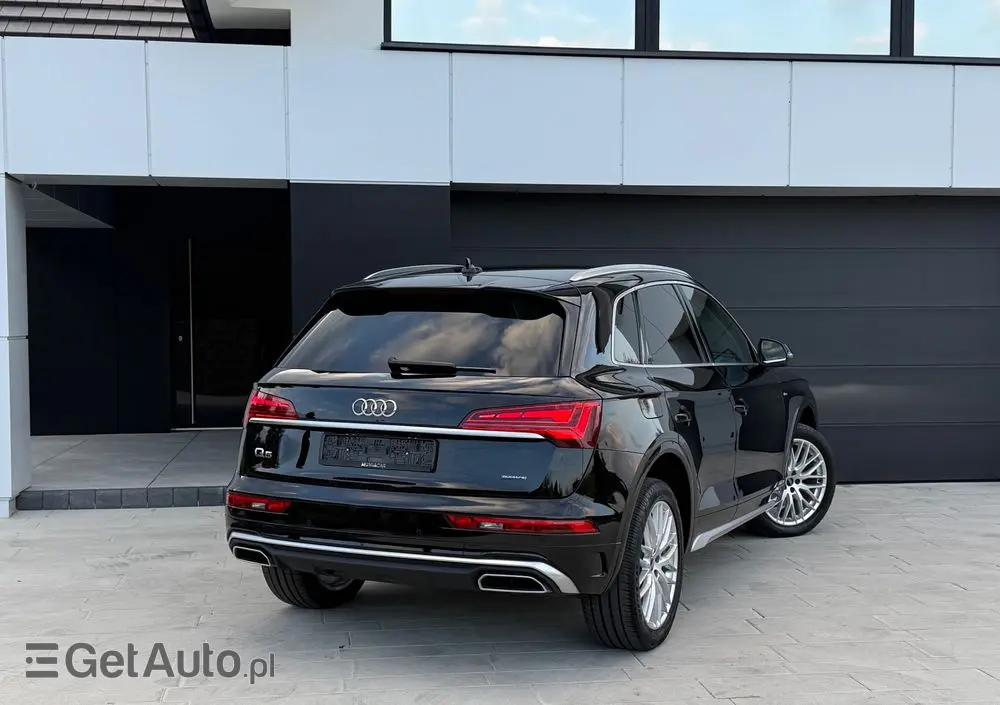 AUDI Q5 40 TDI quattro S tronic S line