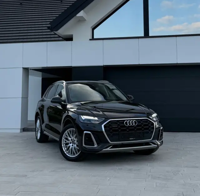 AUDI Q5 40 TDI quattro S tronic S line