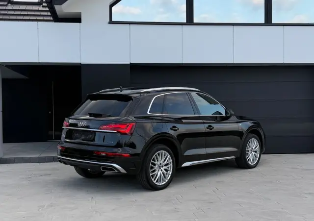 AUDI Q5 40 TDI quattro S tronic S line