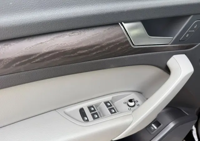 AUDI Q5 40 TDI quattro S tronic S line