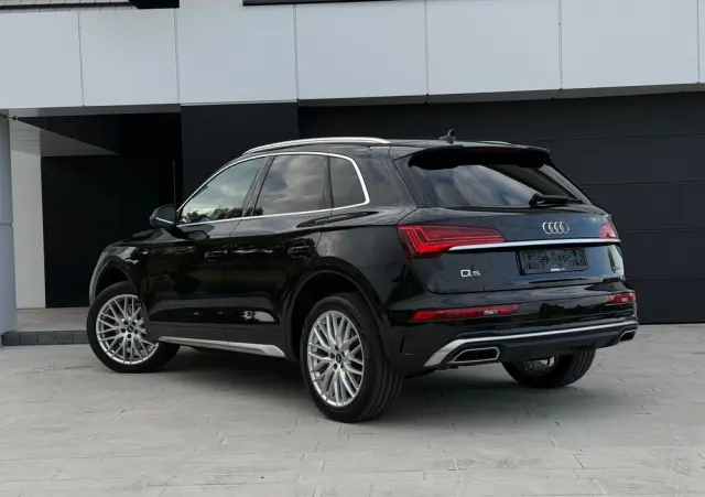 AUDI Q5 40 TDI quattro S tronic S line