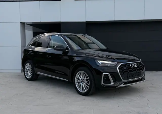 AUDI Q5 40 TDI quattro S tronic S line