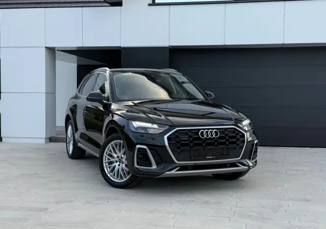 AUDI Q5 40 TDI quattro S tronic S line