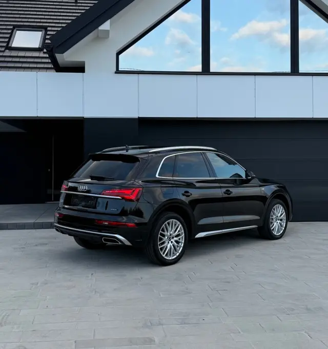 AUDI Q5 40 TDI quattro S tronic S line