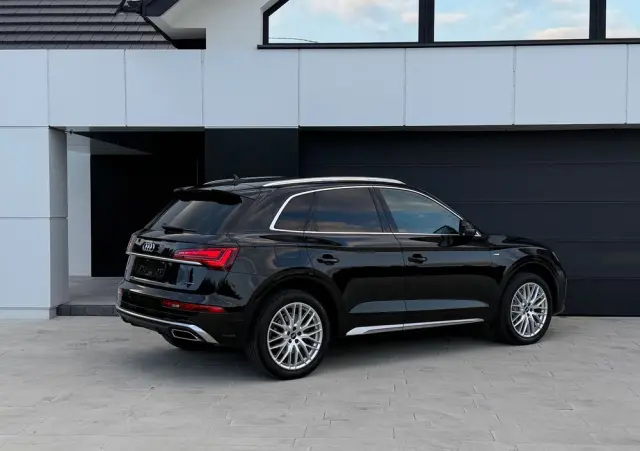 AUDI Q5 40 TDI quattro S tronic S line