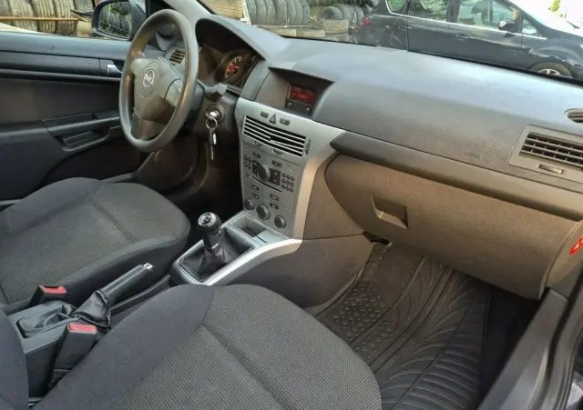 OPEL Astra 1.4 Edition