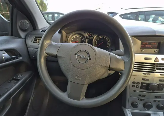 OPEL Astra 1.4 Edition