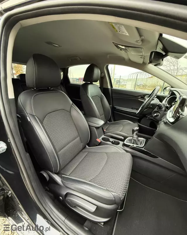 KIA Ceed 1.4 CVVT Attract