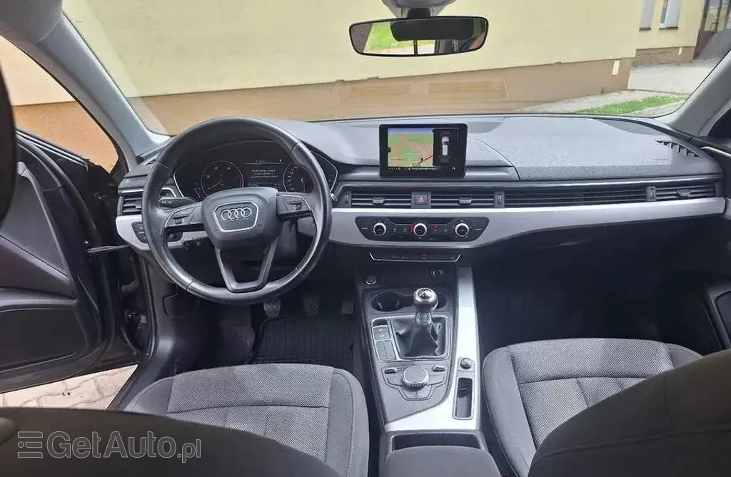 AUDI A4 