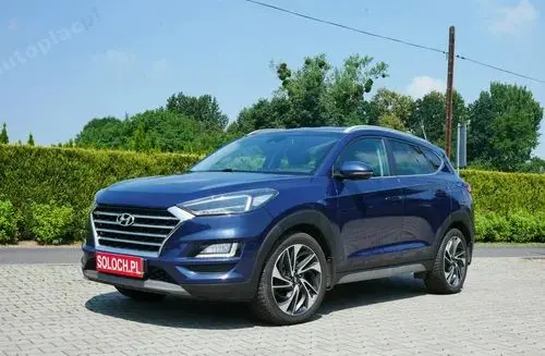 HYUNDAI Tucson 