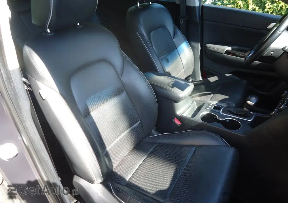 KIA Sportage 1.6 T-GDI Business Line 4WD DCT