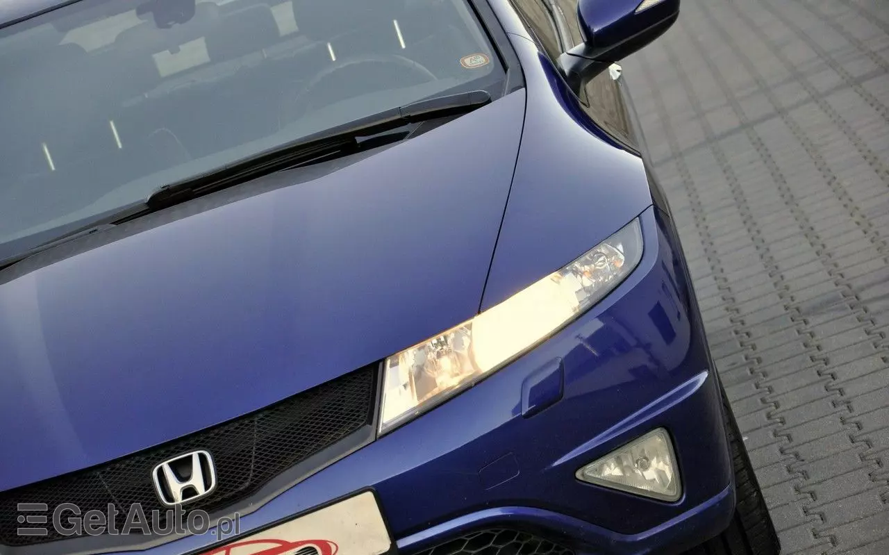 HONDA Civic 1.8 Sport