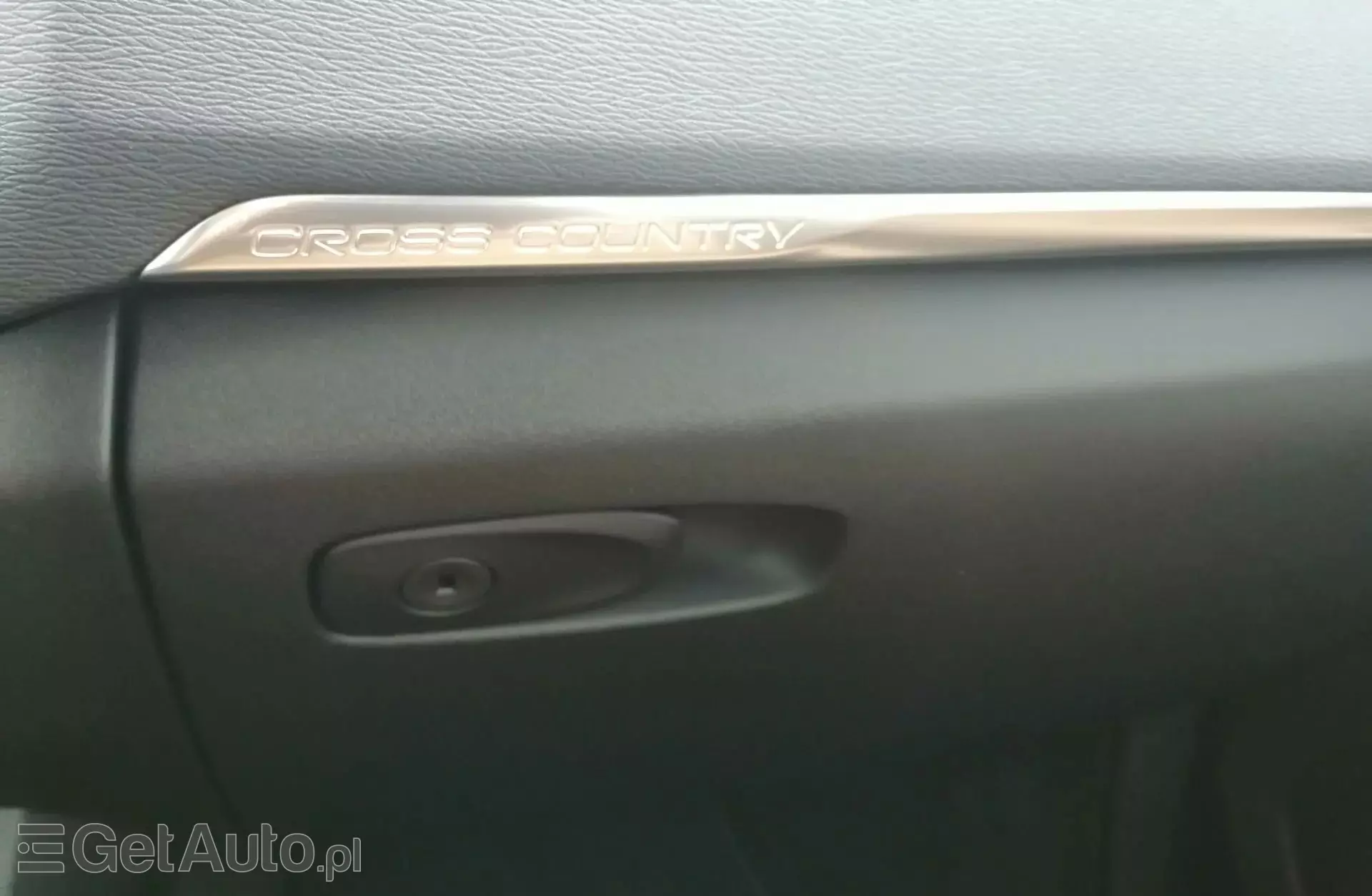 VOLVO V40 1.5 T3 (152 KM) Geartronic