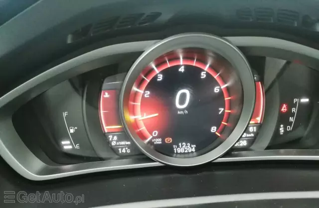 VOLVO V40 1.5 T3 (152 KM) Geartronic