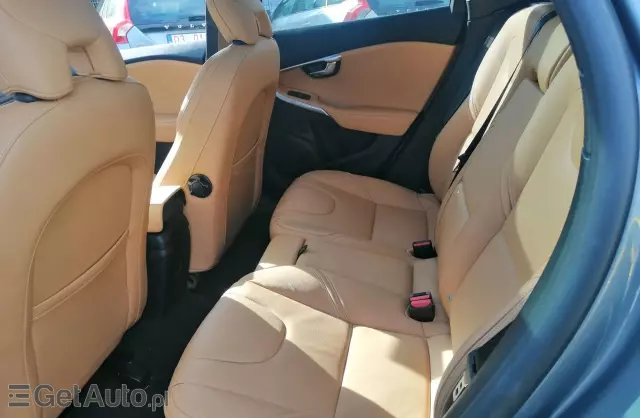 VOLVO V40 1.5 T3 (152 KM) Geartronic