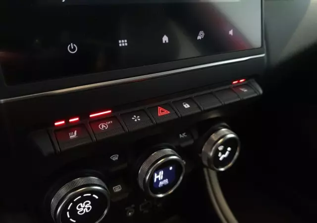 RENAULT Captur 1.0 TCe Techno