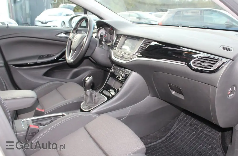 OPEL Astra V 1.6 T Dynamic S&S