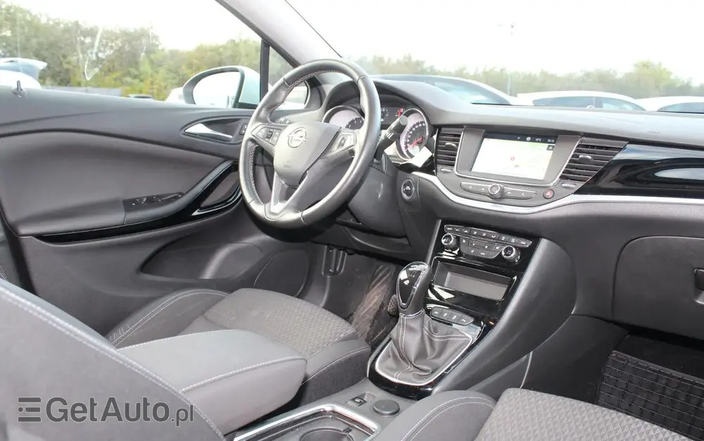 OPEL Astra V 1.6 T Dynamic S&S