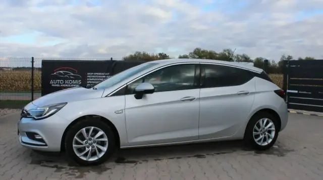 OPEL Astra V 1.6 T Dynamic S&S