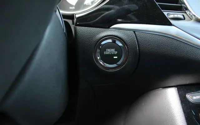 OPEL Astra V 1.6 T Dynamic S&S