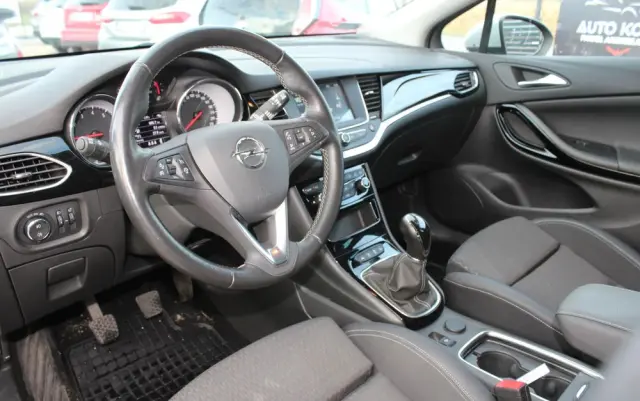 OPEL Astra V 1.6 T Dynamic S&S