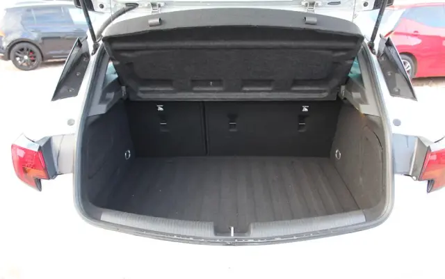 OPEL Astra V 1.6 T Dynamic S&S