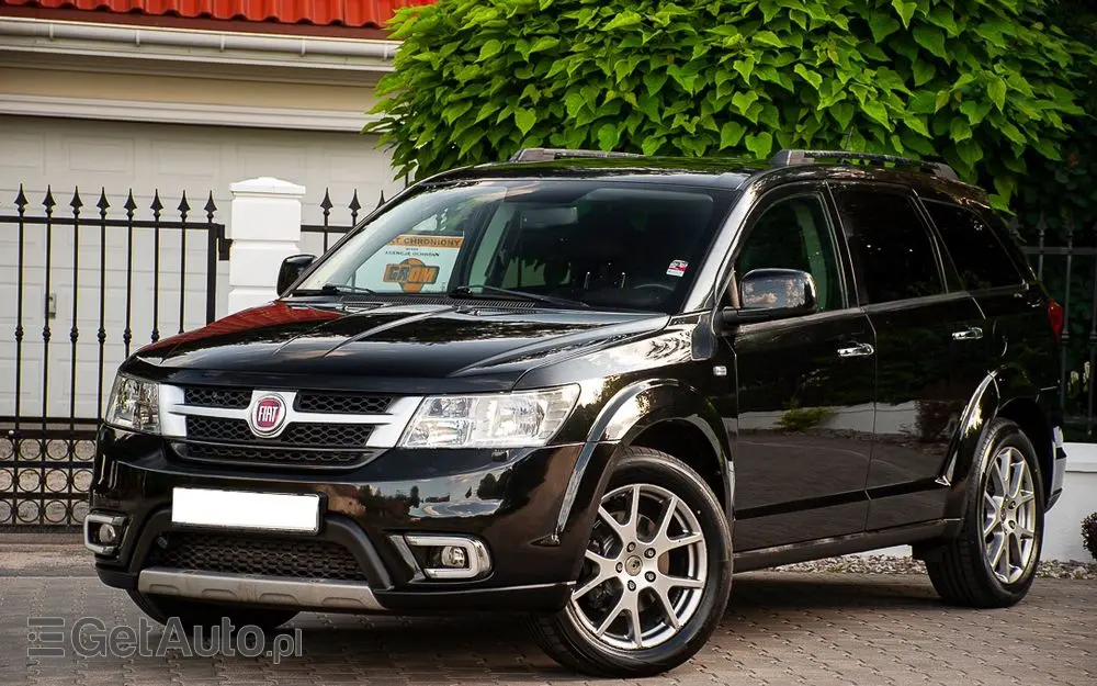 FIAT Freemont 2.0 Multijet 16V DPF Automatik Allrad Cross