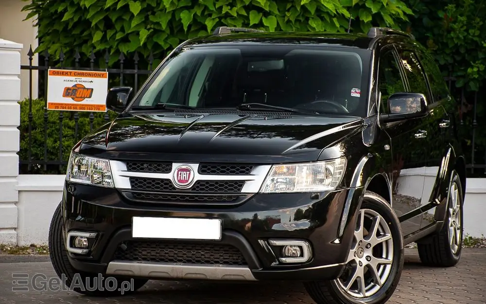 FIAT Freemont 2.0 Multijet 16V DPF Automatik Allrad Cross