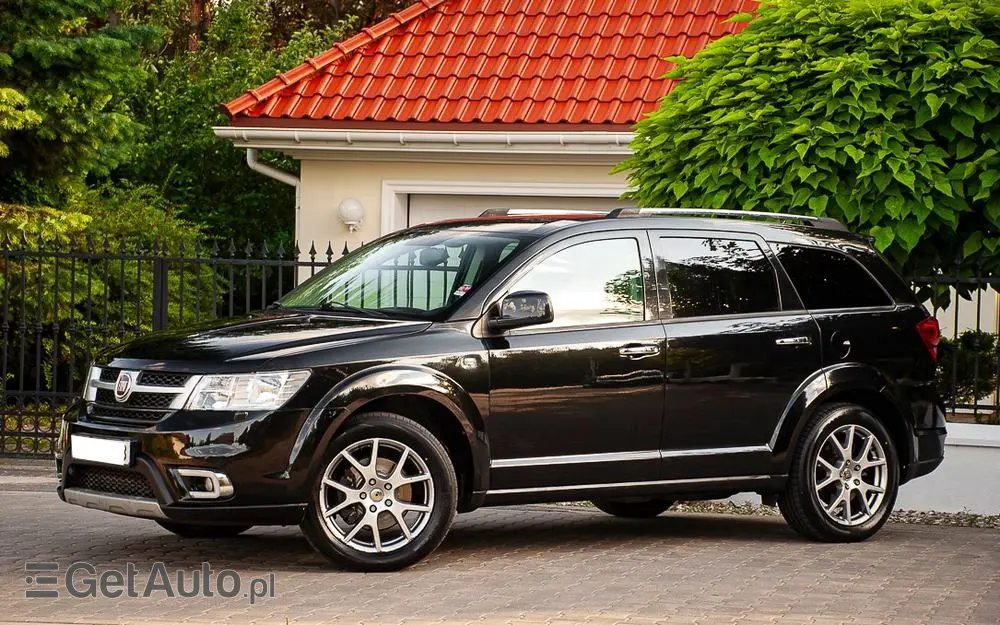 FIAT Freemont 2.0 Multijet 16V DPF Automatik Allrad Cross