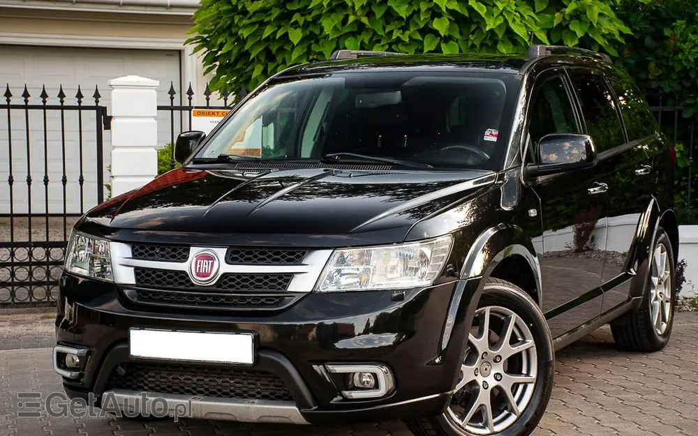 FIAT Freemont 2.0 Multijet 16V DPF Automatik Allrad Cross