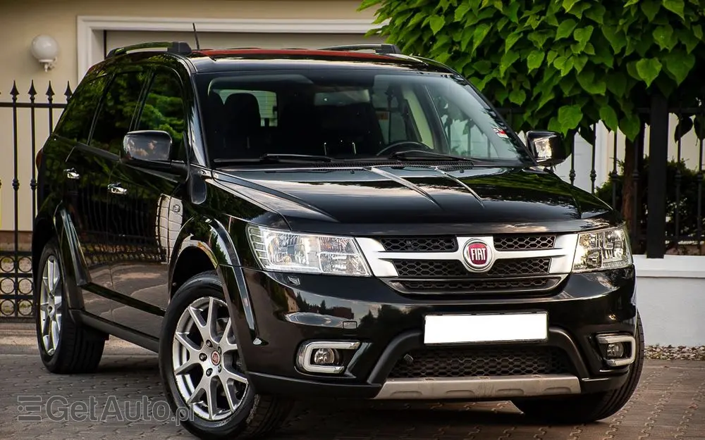 FIAT Freemont 2.0 Multijet 16V DPF Automatik Allrad Cross