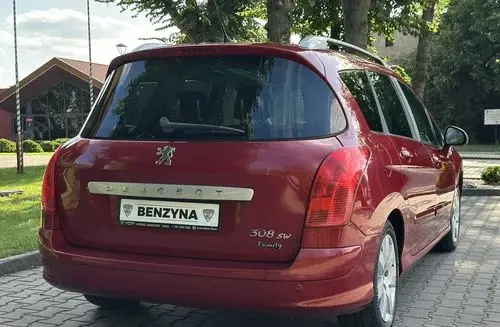 PEUGEOT 308 