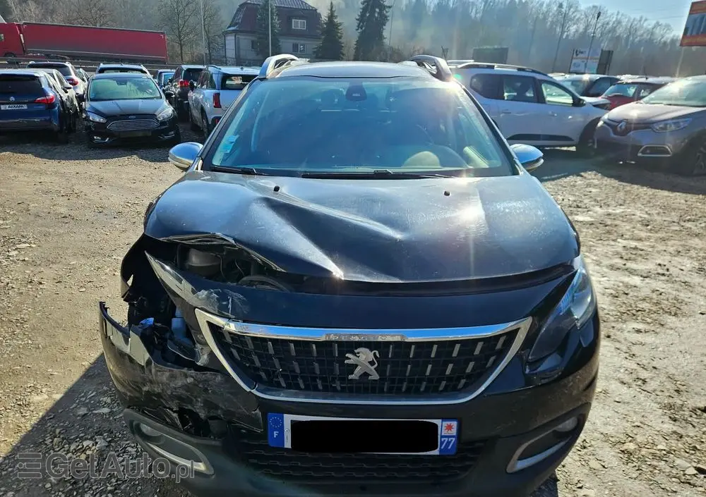 PEUGEOT 2008 PureTech 130 GPF Black Edition