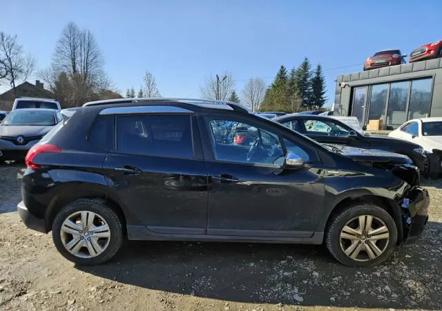 PEUGEOT 2008 PureTech 130 GPF Black Edition