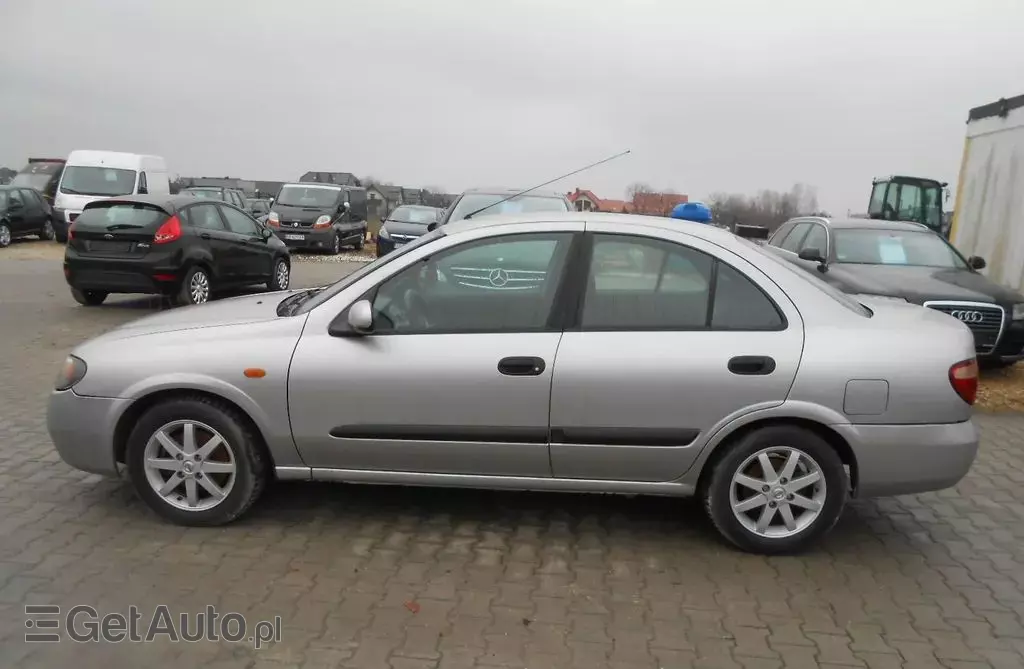NISSAN Almera 