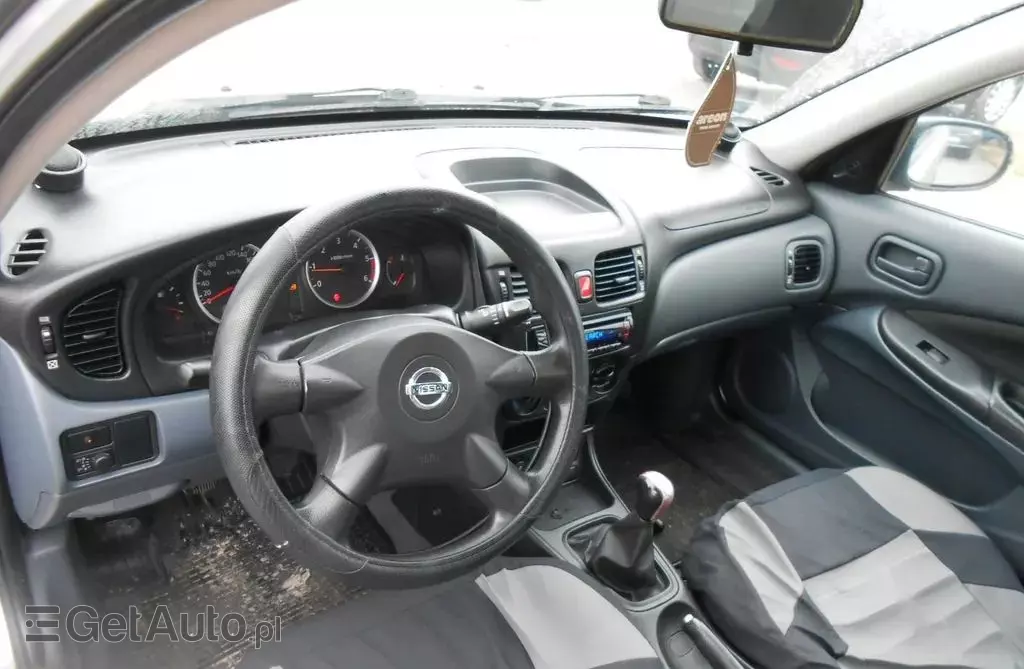 NISSAN Almera 