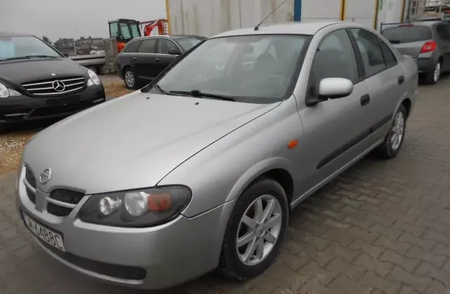 NISSAN Almera 