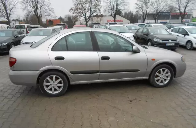 NISSAN Almera 
