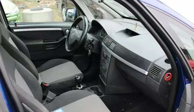 OPEL Meriva 