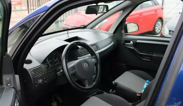 OPEL Meriva 