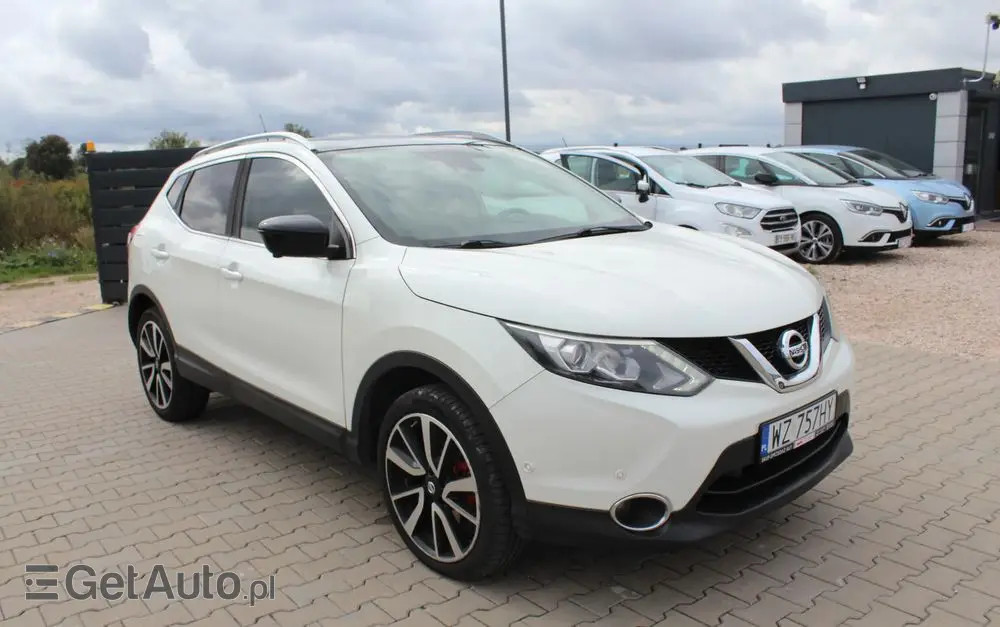 NISSAN Qashqai 1.2 DIG-T TEKNA+