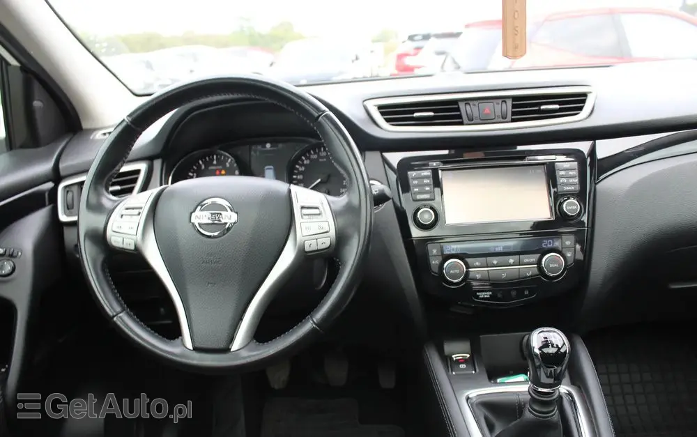 NISSAN Qashqai 1.2 DIG-T TEKNA+