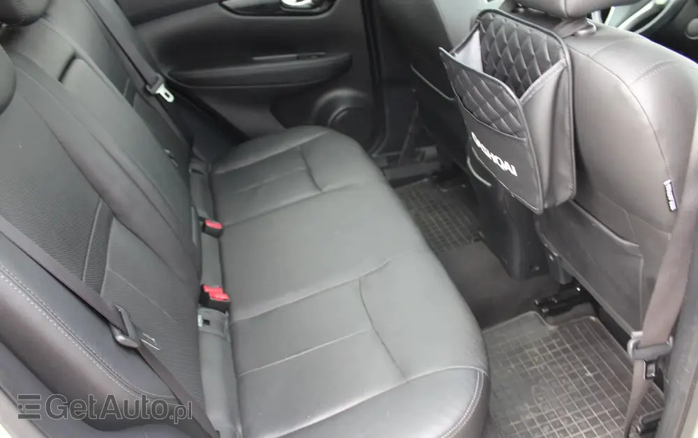 NISSAN Qashqai 1.2 DIG-T TEKNA+