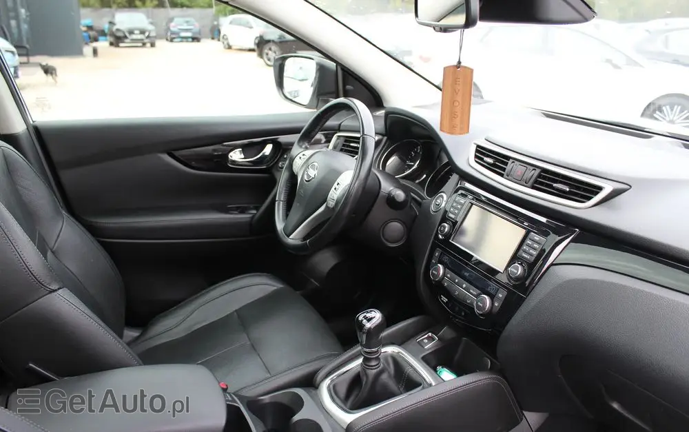 NISSAN Qashqai 1.2 DIG-T TEKNA+