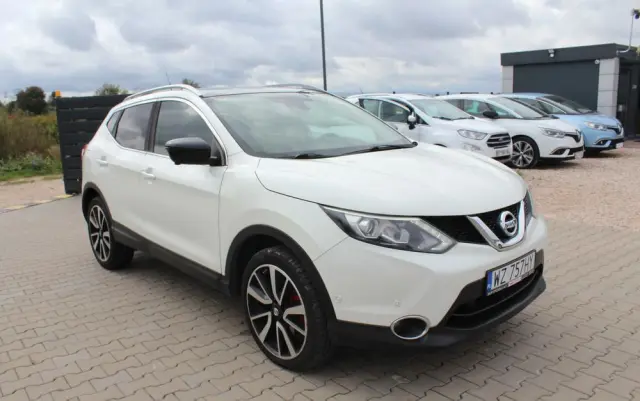 NISSAN Qashqai 1.2 DIG-T TEKNA+
